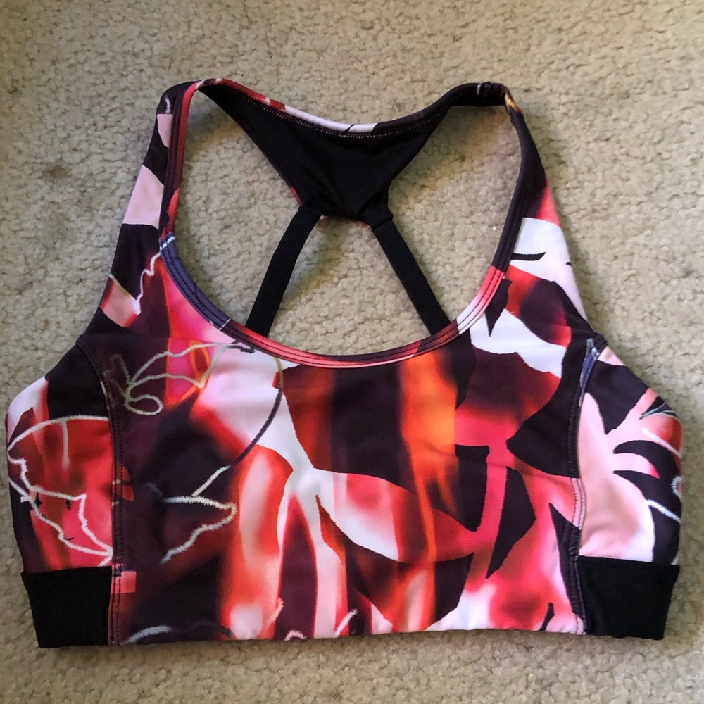 Size small Joy Lab sports bra